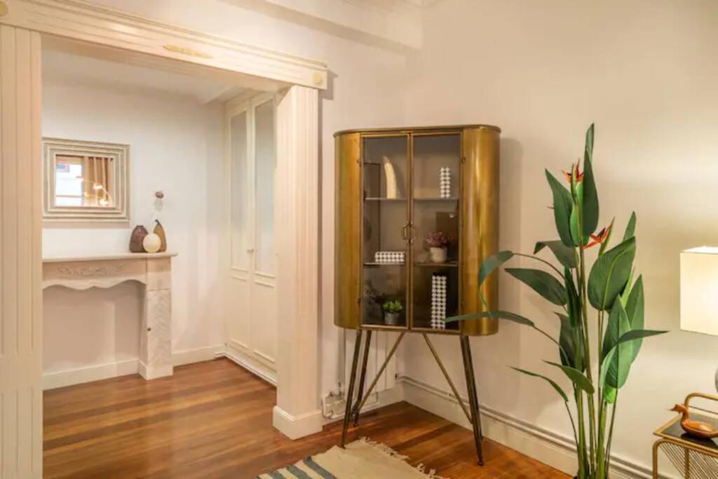 Exclusivo Apartamento En El Casco Viejo Bilbao Dış mekan fotoğraf