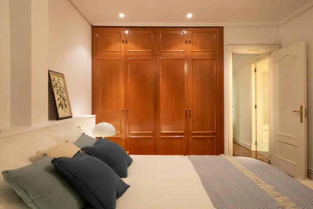 Exclusivo Apartamento En El Casco Viejo Bilbao Dış mekan fotoğraf